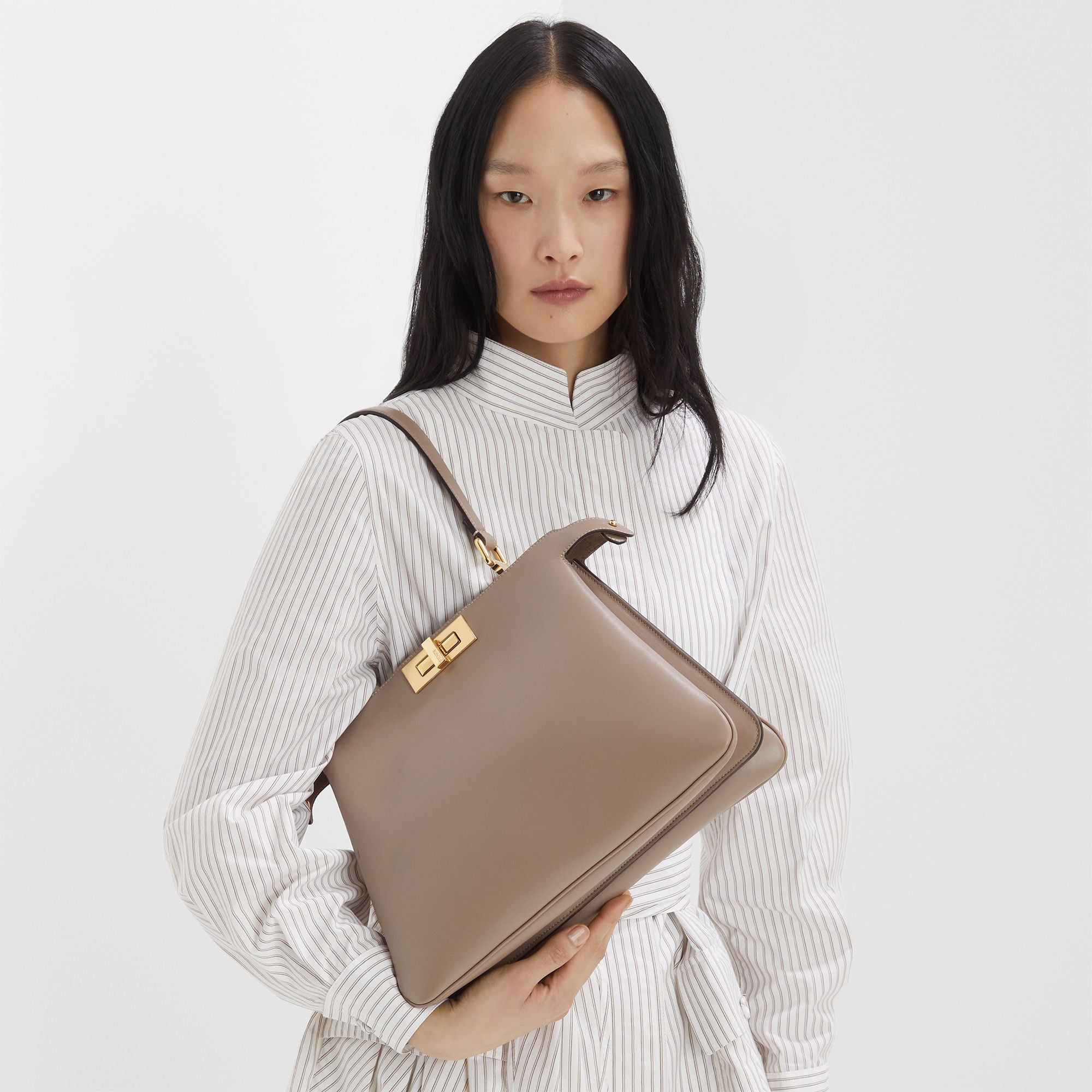 Peekaboo Soft Medium Dove gray leather bag