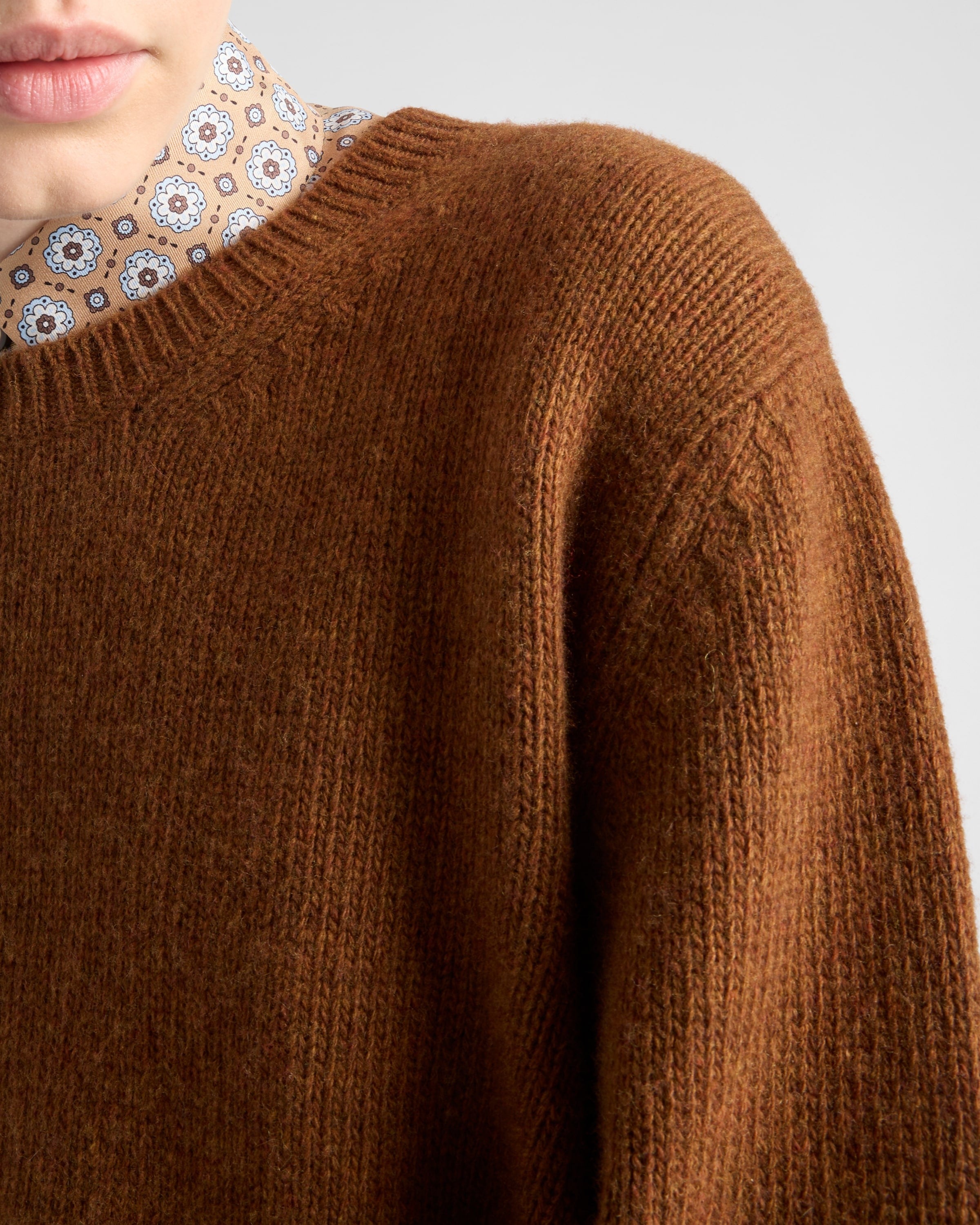 Wool and cashmere crew-neck sweater Tobacco