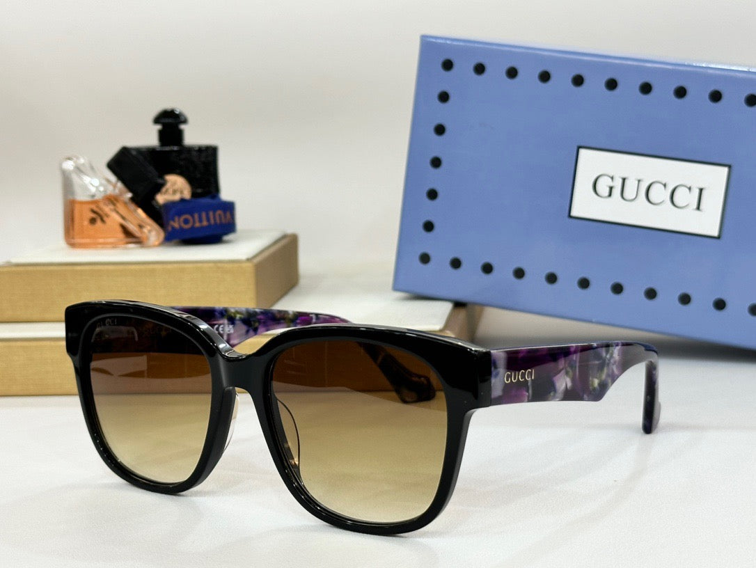Gucci GG1430SK
