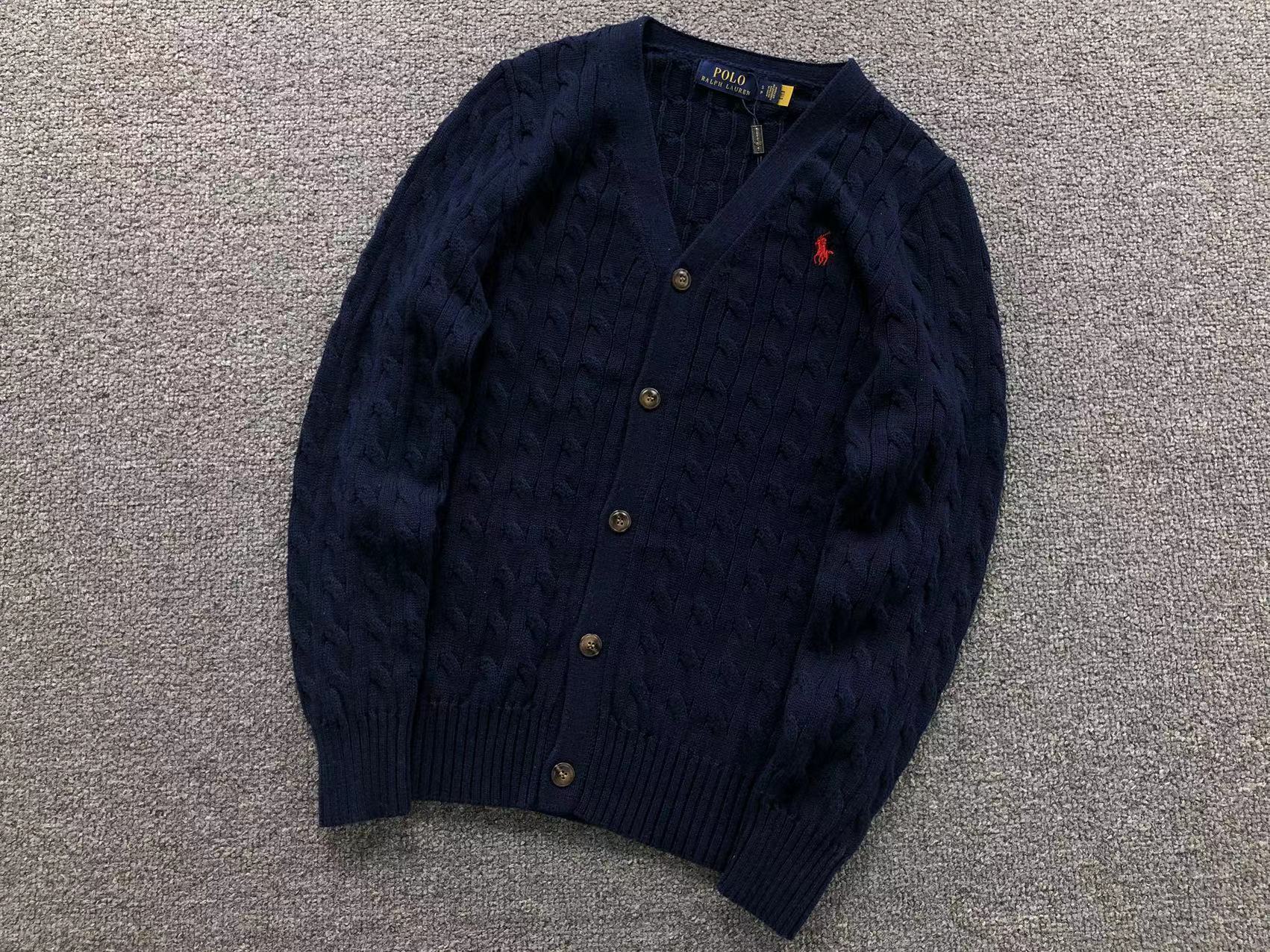 Cardigan V