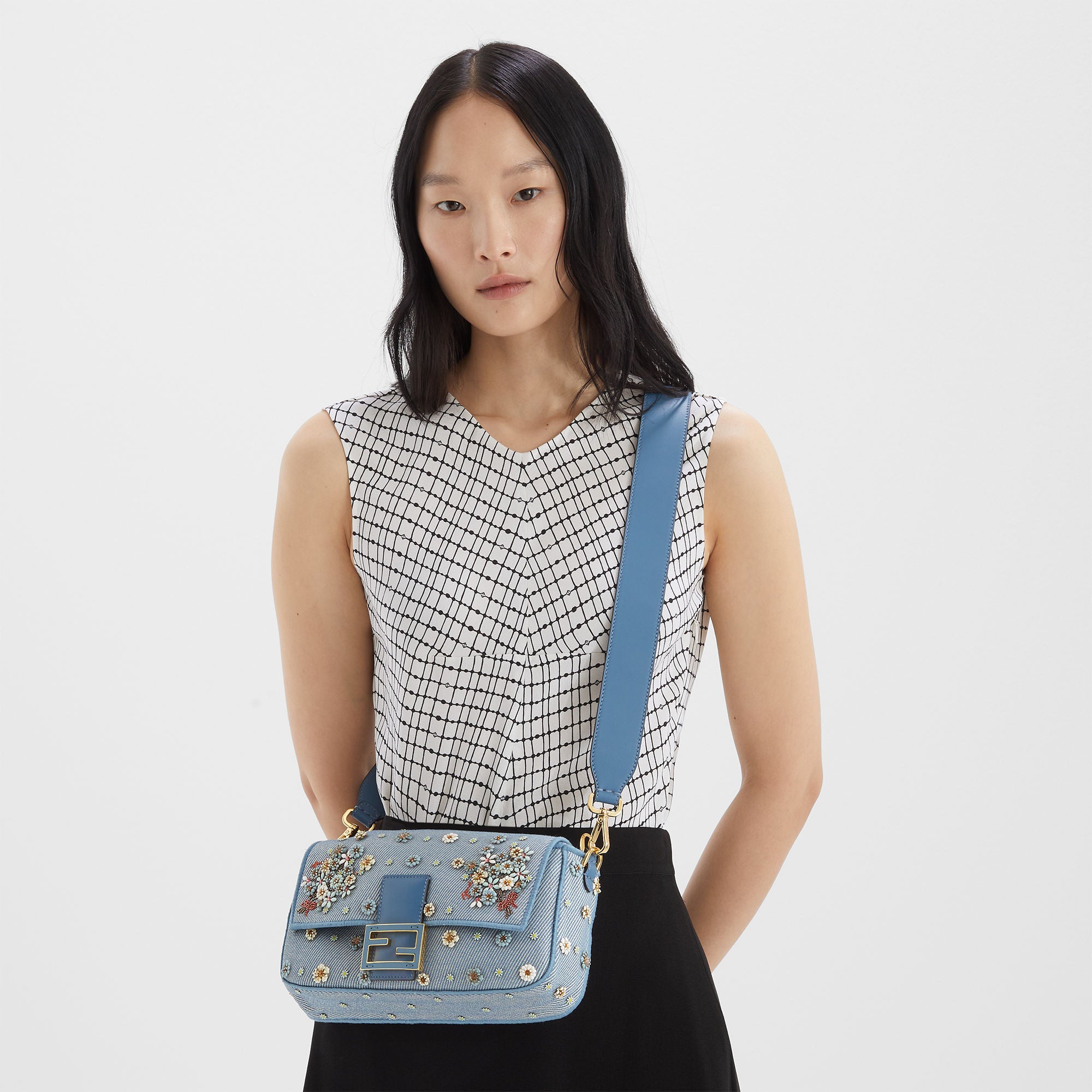 Baguette Fendi Flower Bouquet blue denim-effect jacquard bag