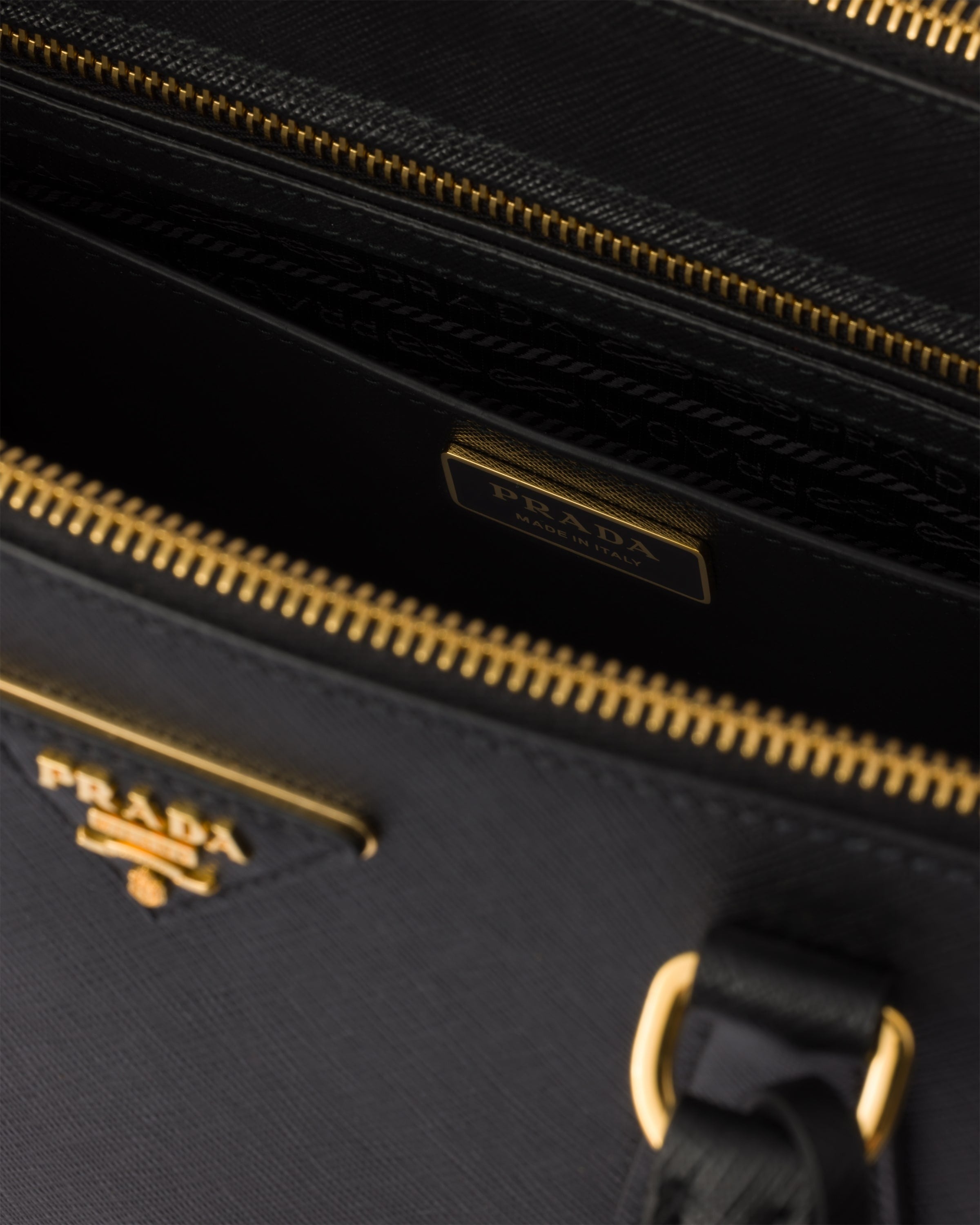 Large Prada Galleria Saffiano leather bag Black