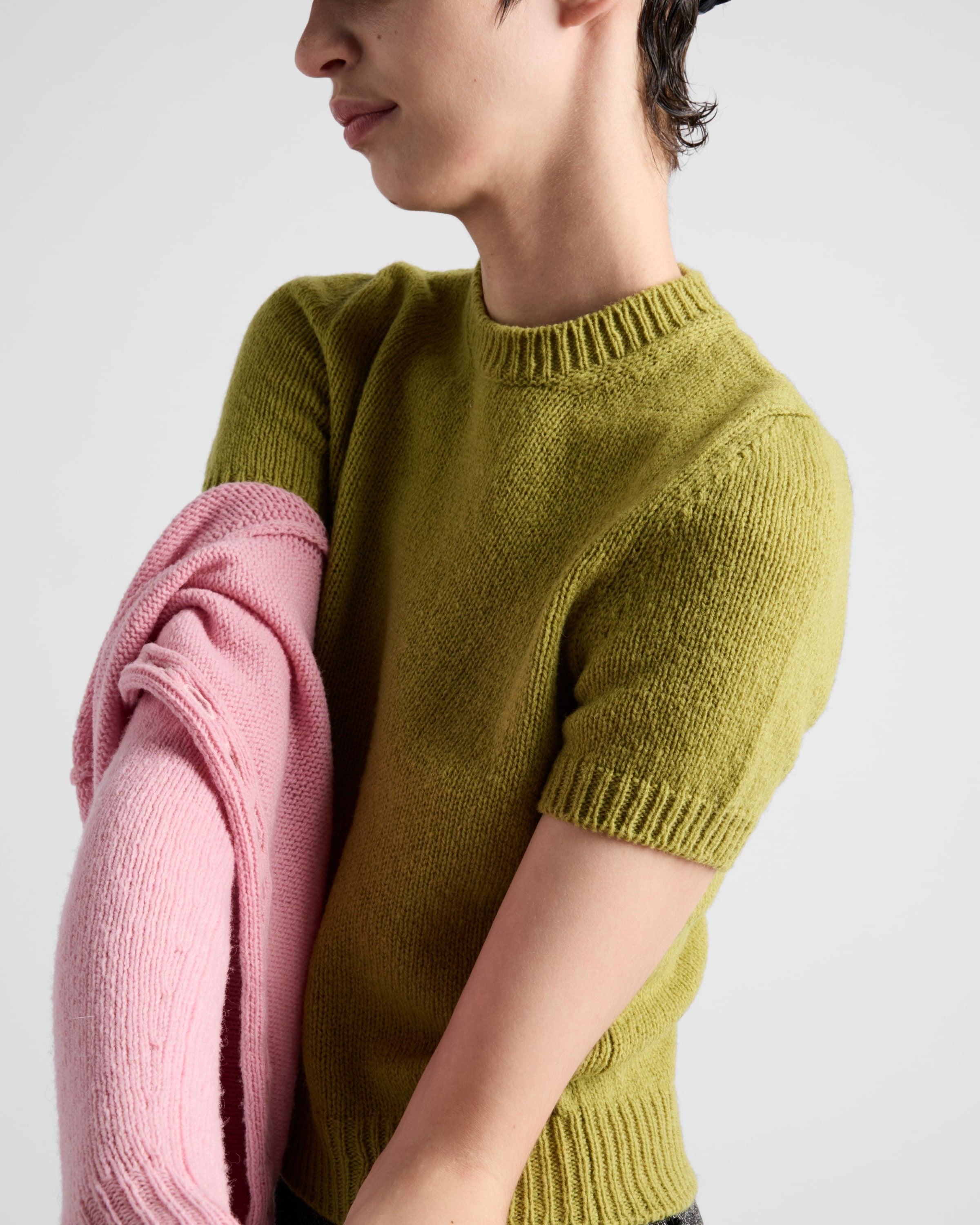 Short-sleeved cashmere sweater Pistachio Green