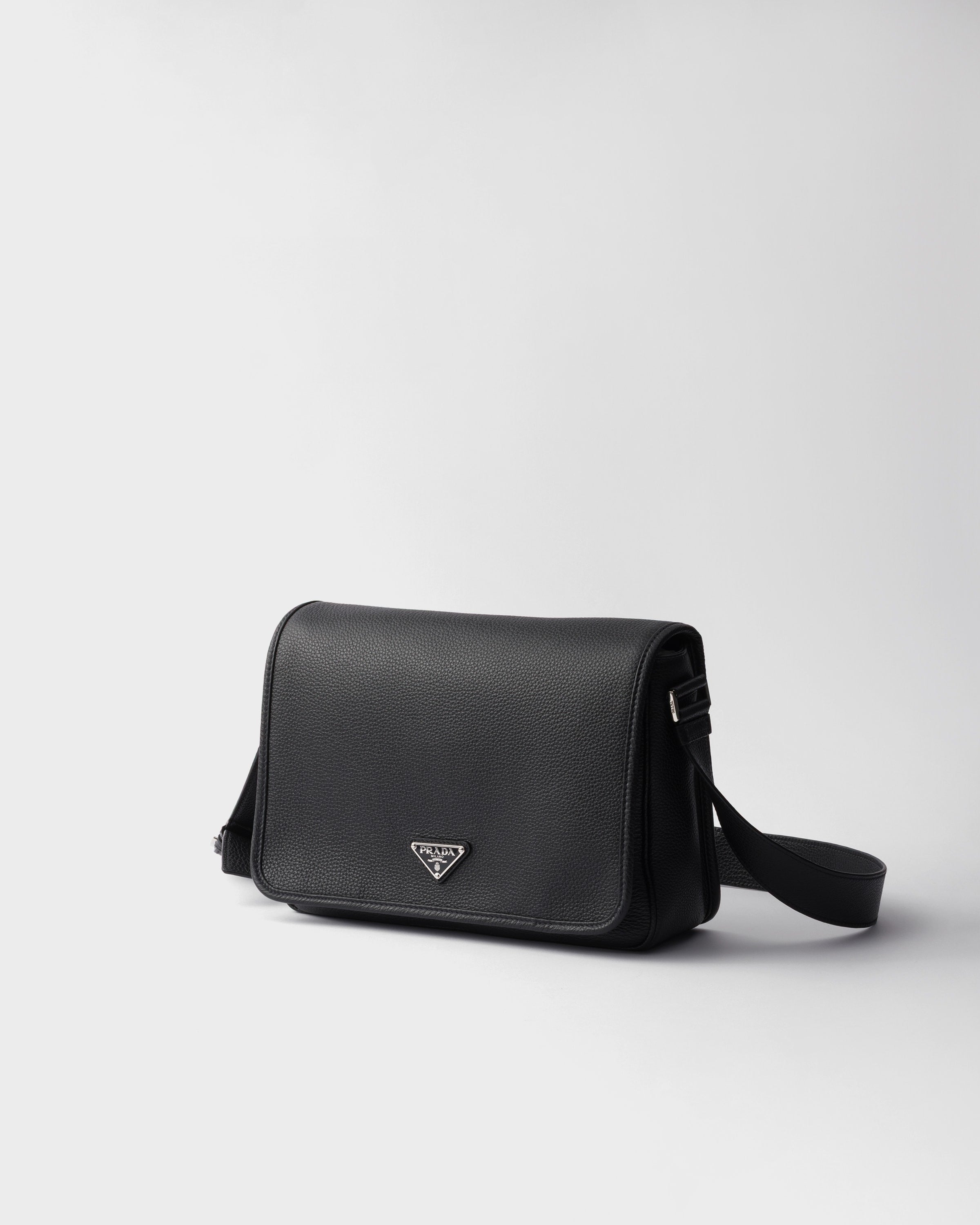 Leather shoulder bag Black