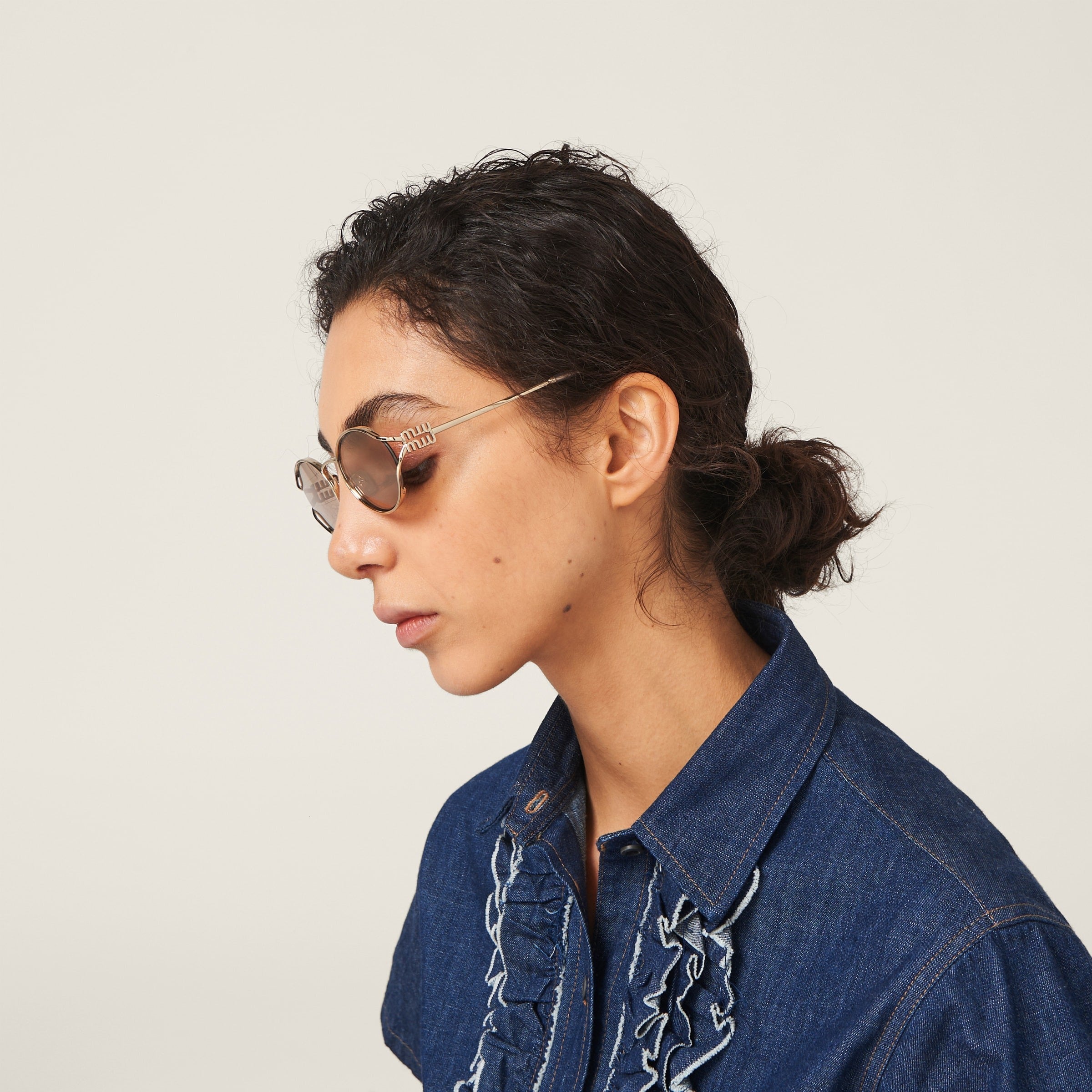 Miu Miu Logo sunglasses Rose gold lenses