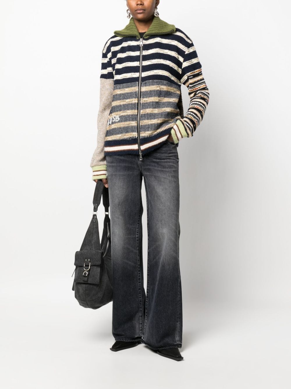 High-waisted wide-leg jeans