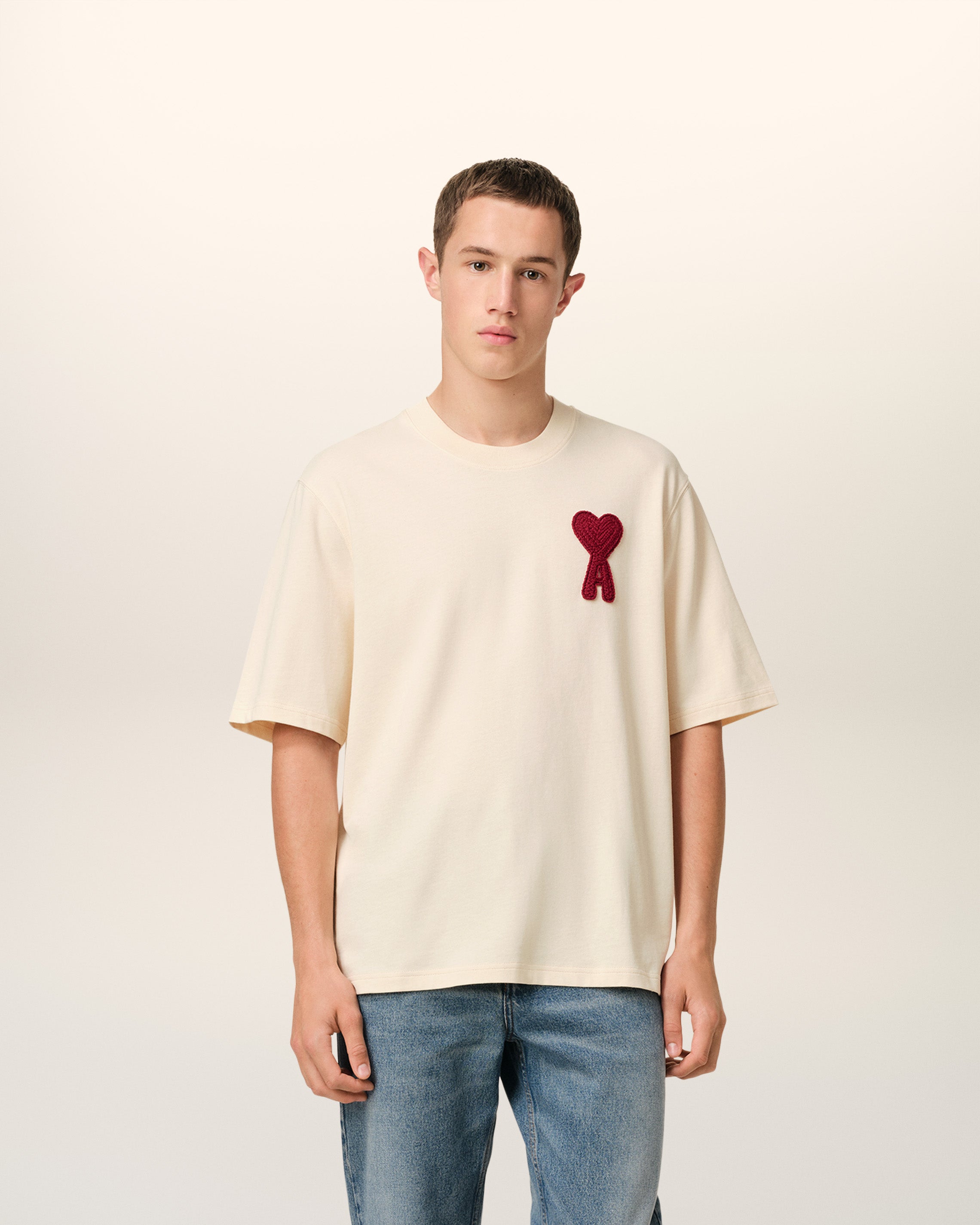 BEIGE COTTON AMI DE COEUR PATCH T-SHIRT WHITE CREAM