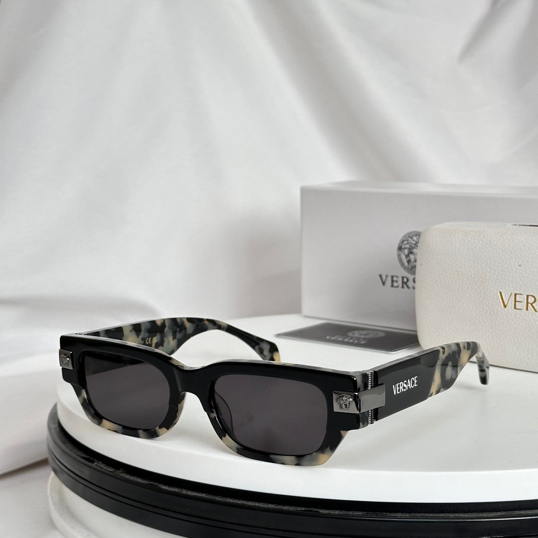 Versace 4465