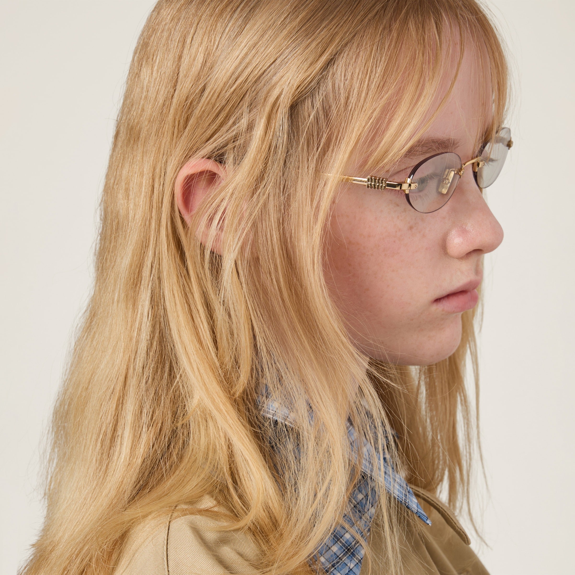 Miu Miu Logo sunglasses Blue-ray Transparent Lenses