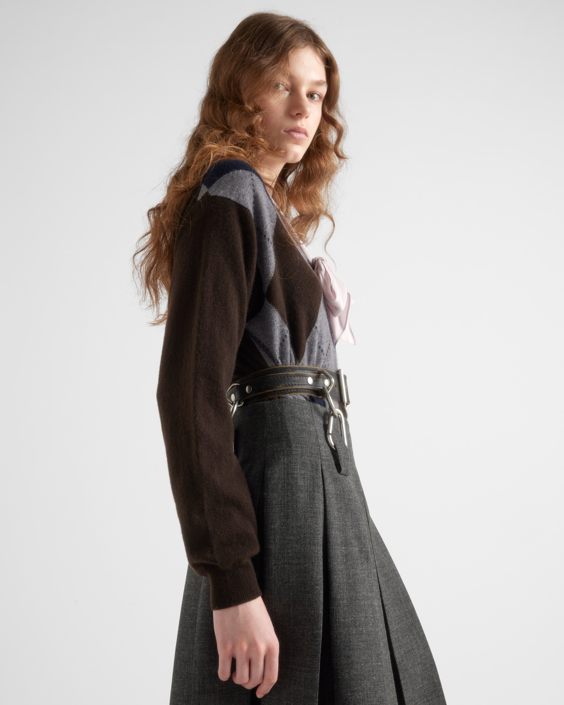 V-neck cashmere sweater Dark Brown/Blue