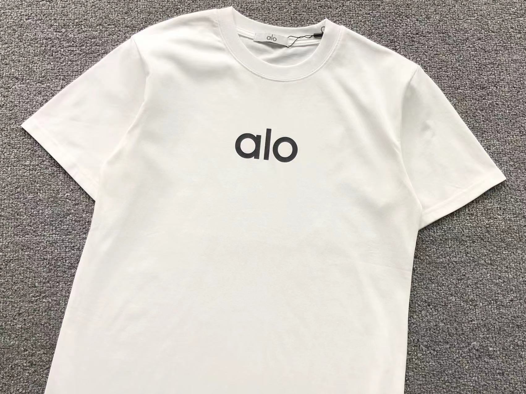 Alo T-shirt