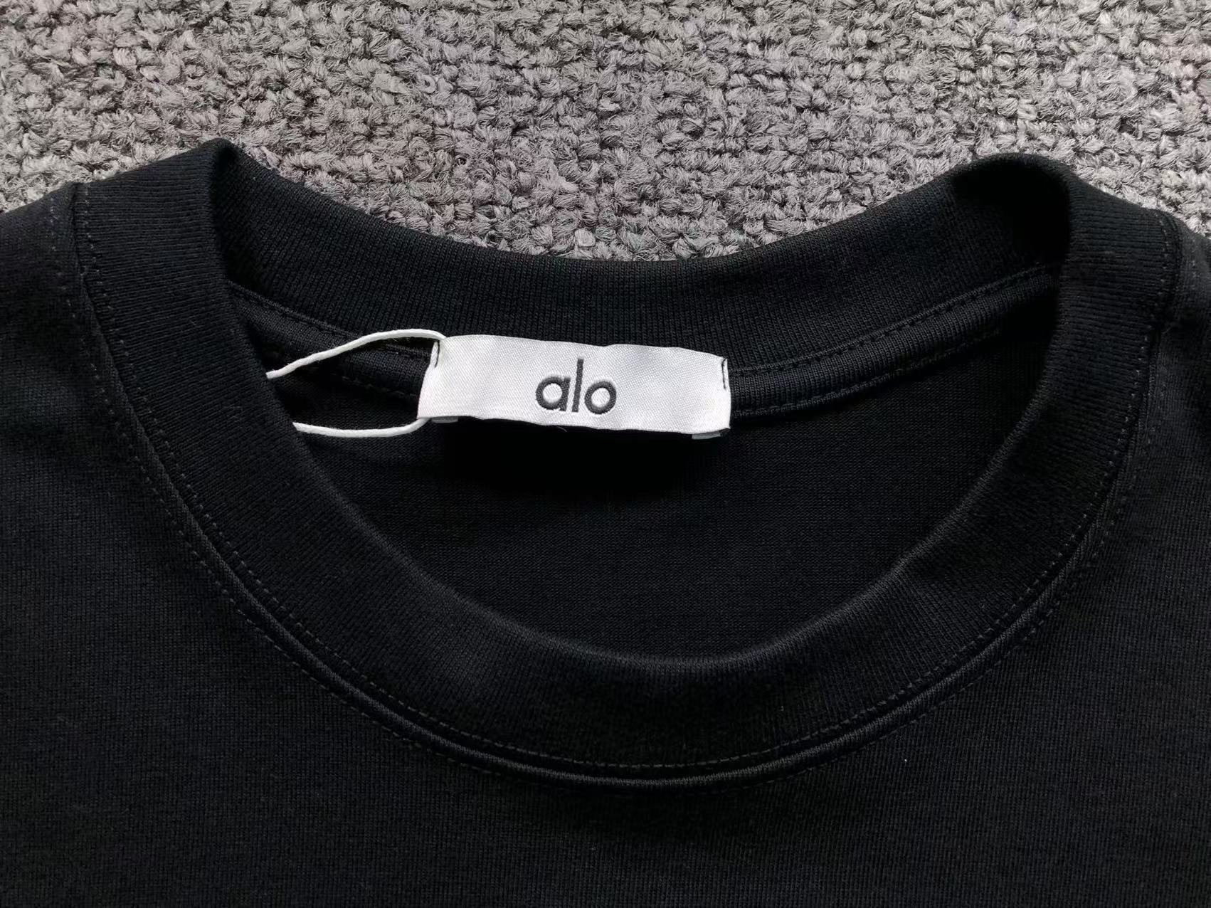 Alo T-shirt