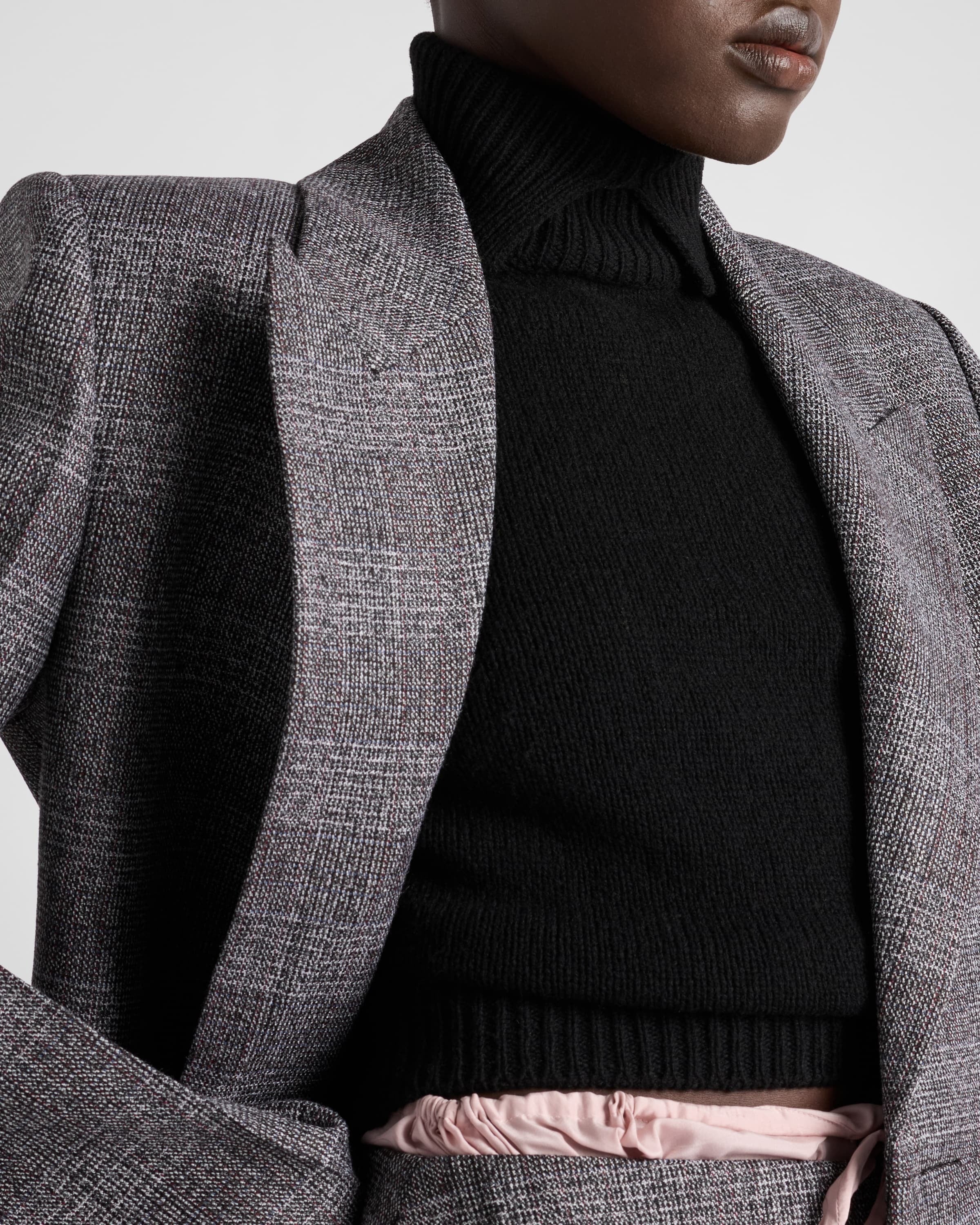 Cashmere turtleneck vest Black