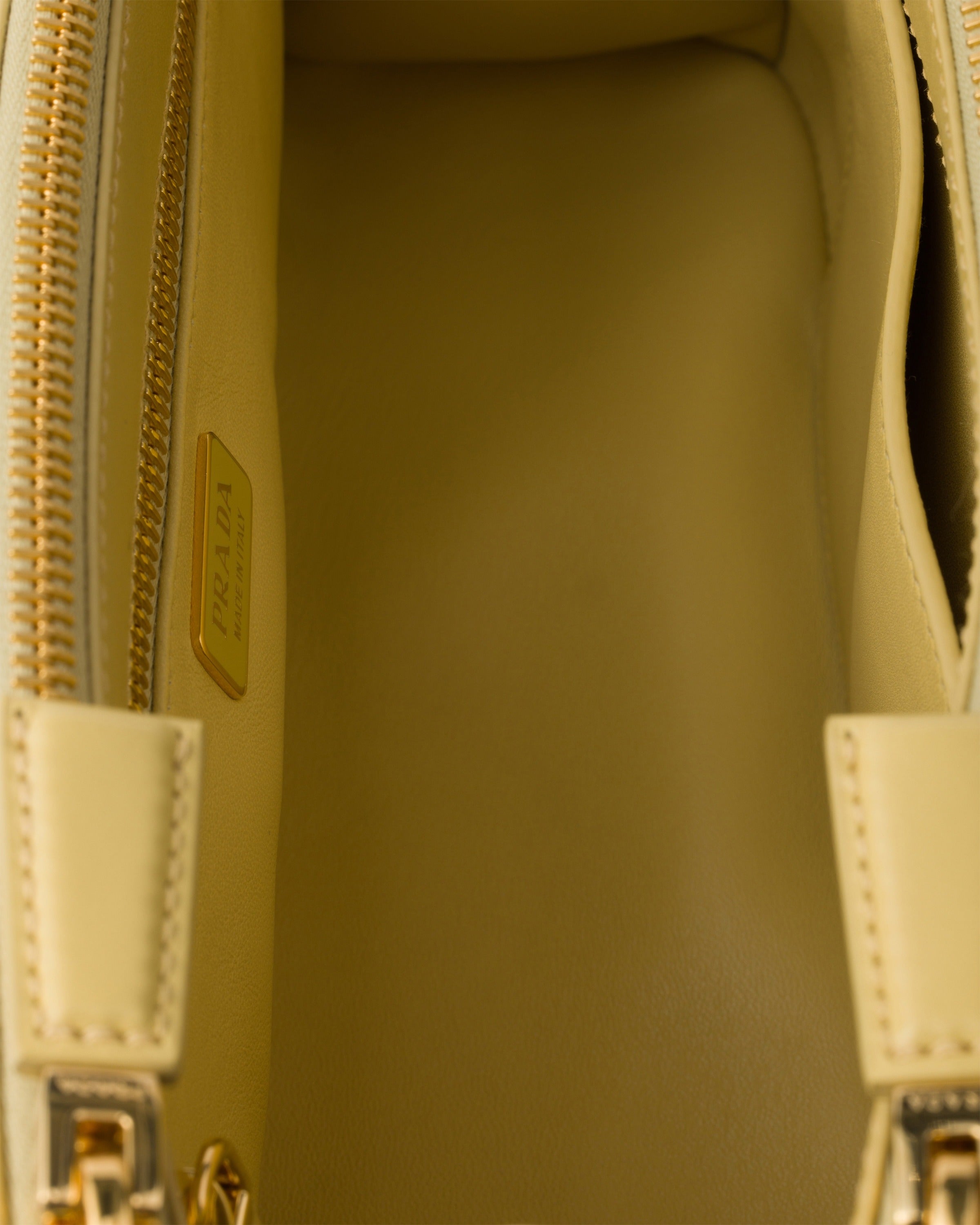 Medium Prada Galleria leather bag Vanilla