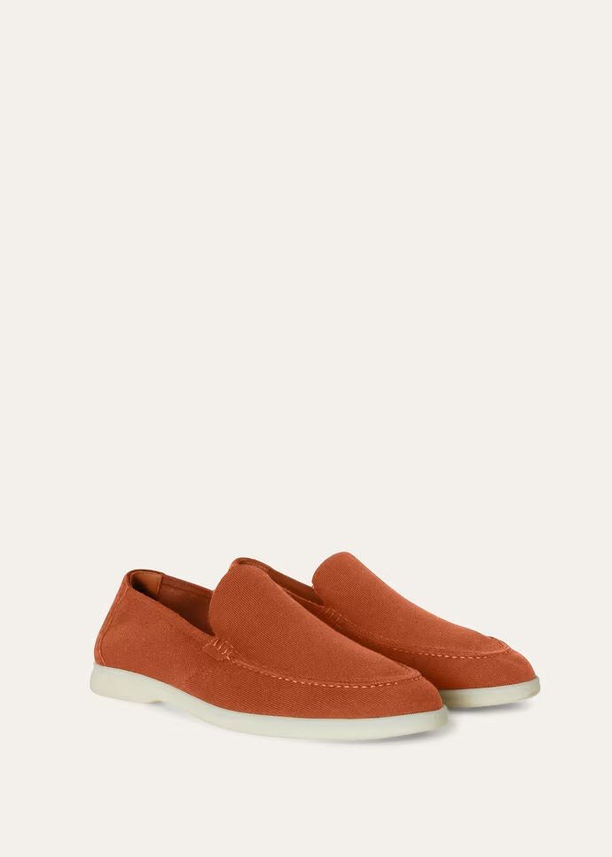 Summer Knitted Walk Macadamia Nuts (E402)