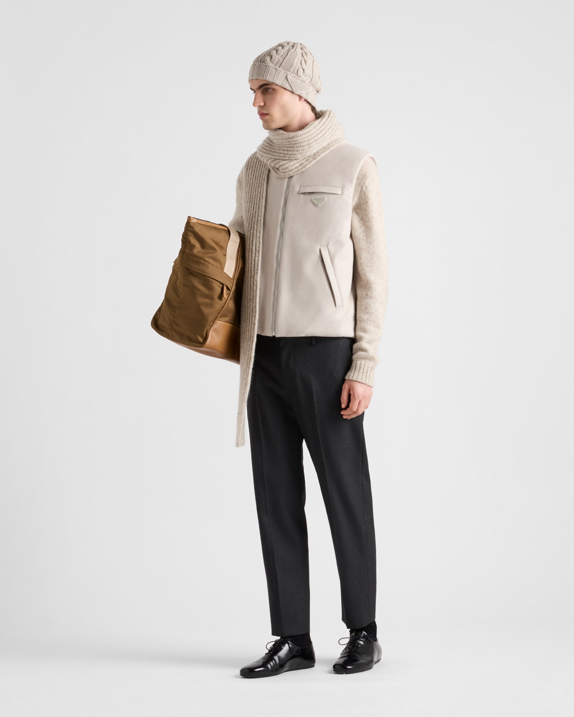 Cashmere down vest Albino White