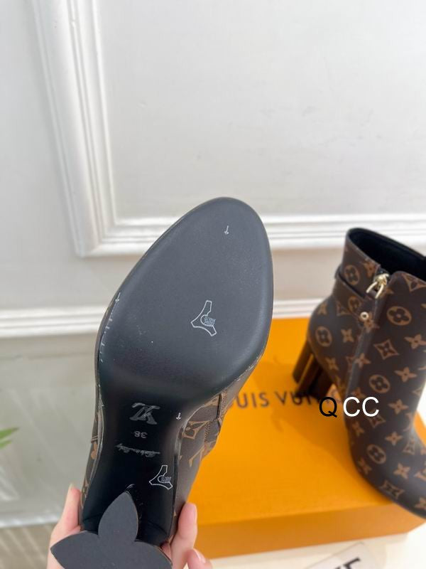 Louis Vuitton Ankle Boots Monogram