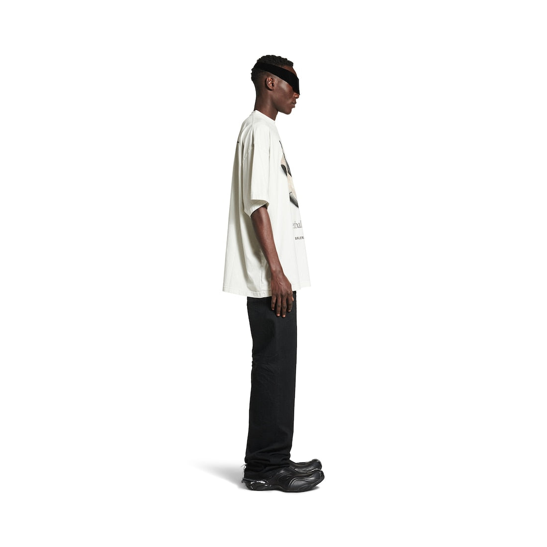 Men's Basketball Sneaker T-shirt Oversized in Dirty White