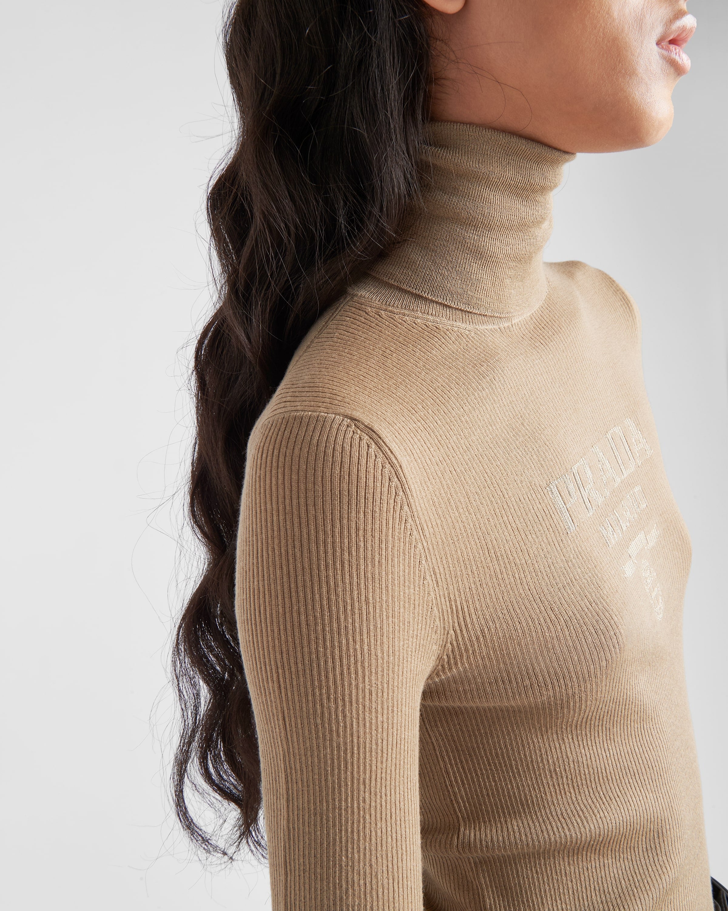 Superfine wool turtleneck sweater Camel Brown