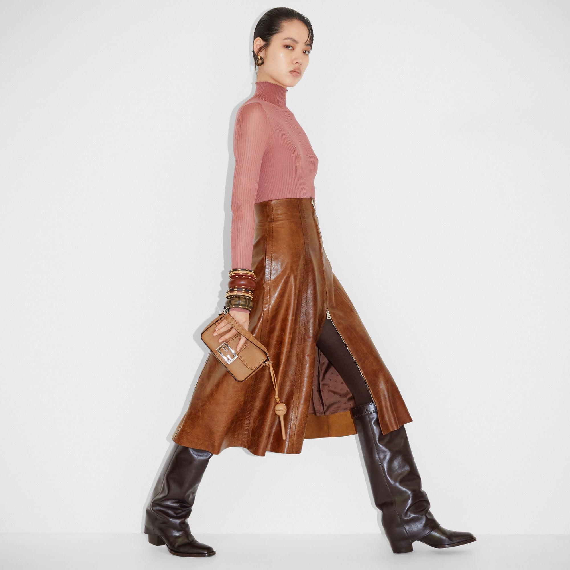 Baguette Mini Cappuccino-colored Selleria bag with 309 hand-sewn stitches