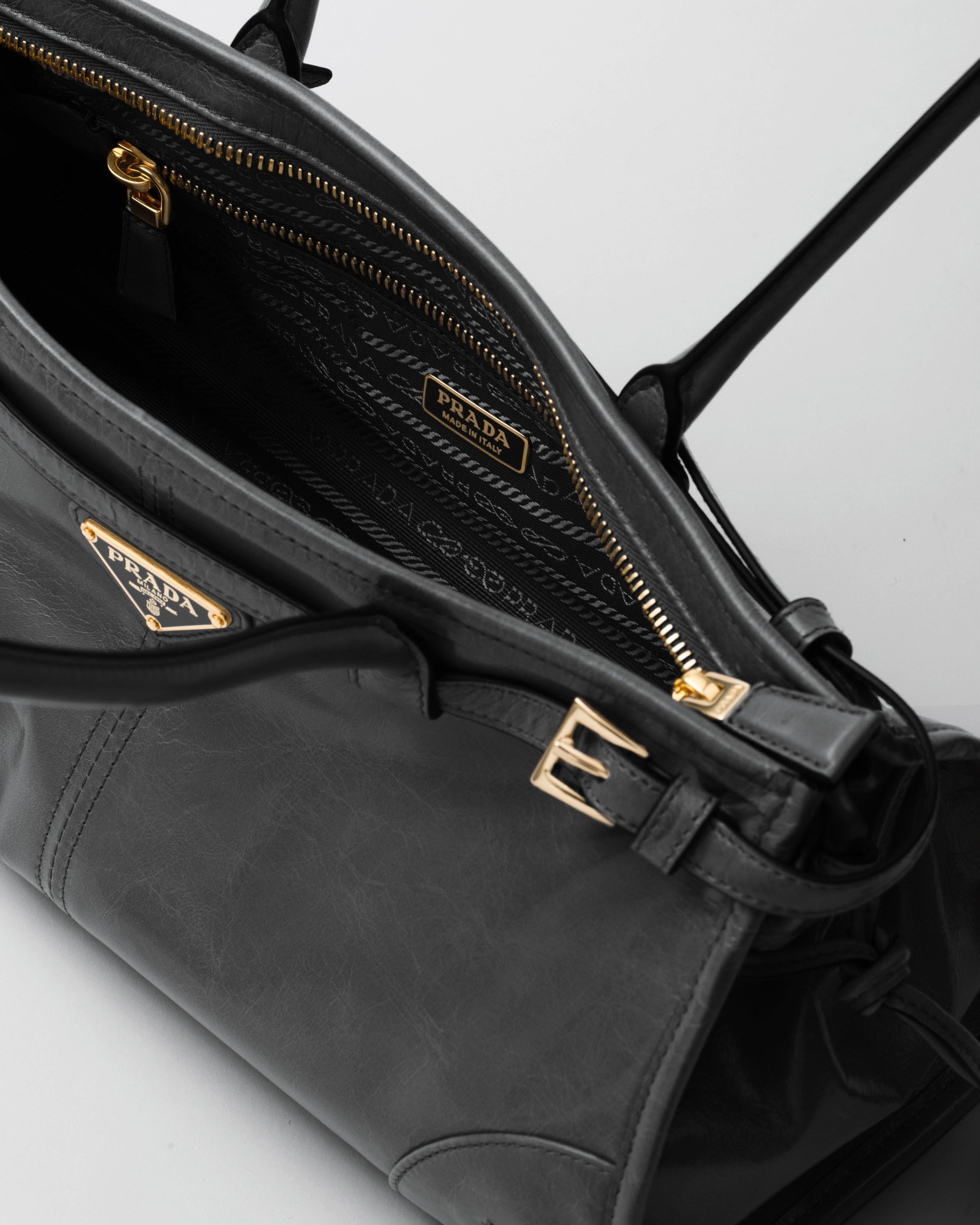 Prada Bonnie medium leather handbag Black