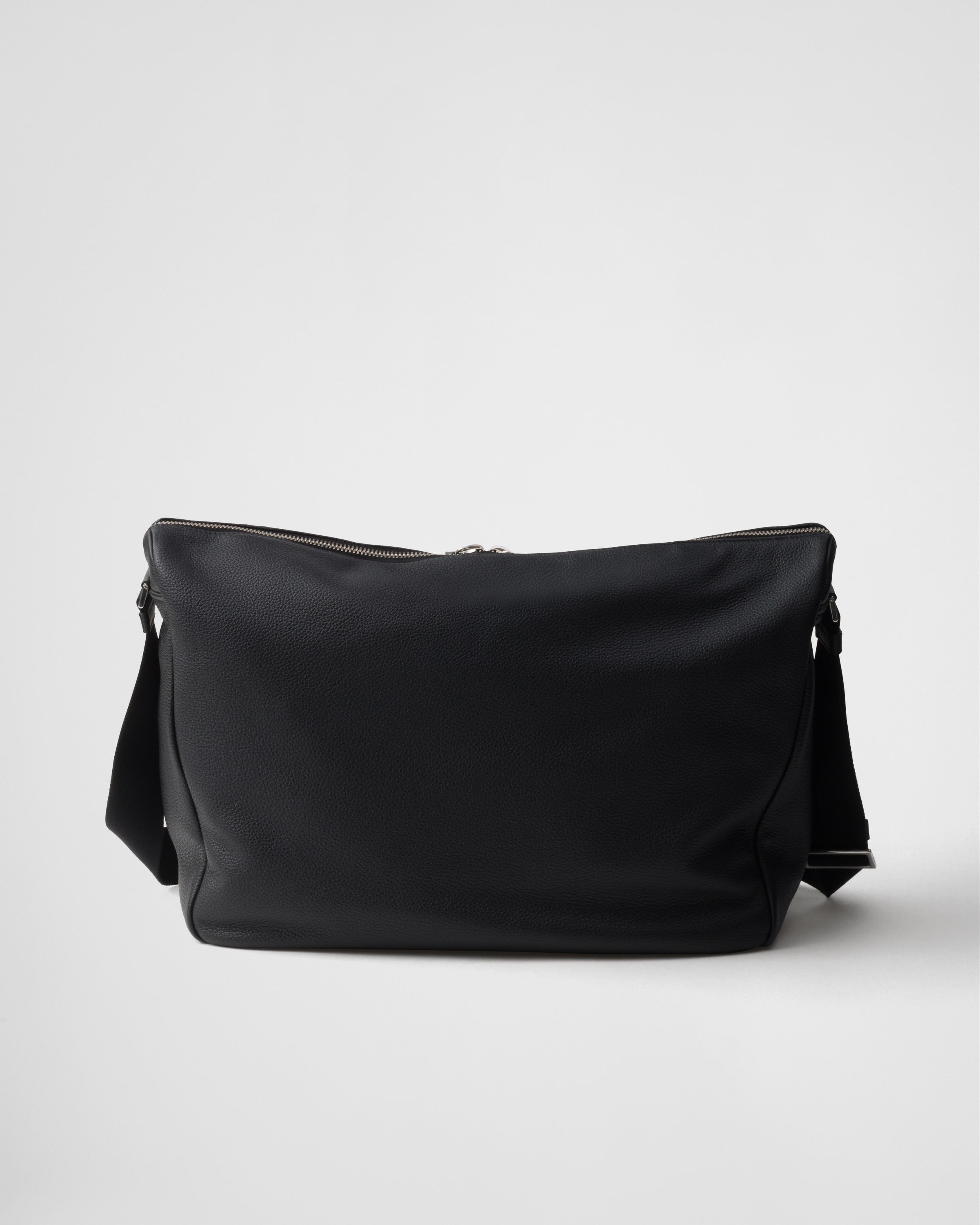 Large leather shoulder bag Black