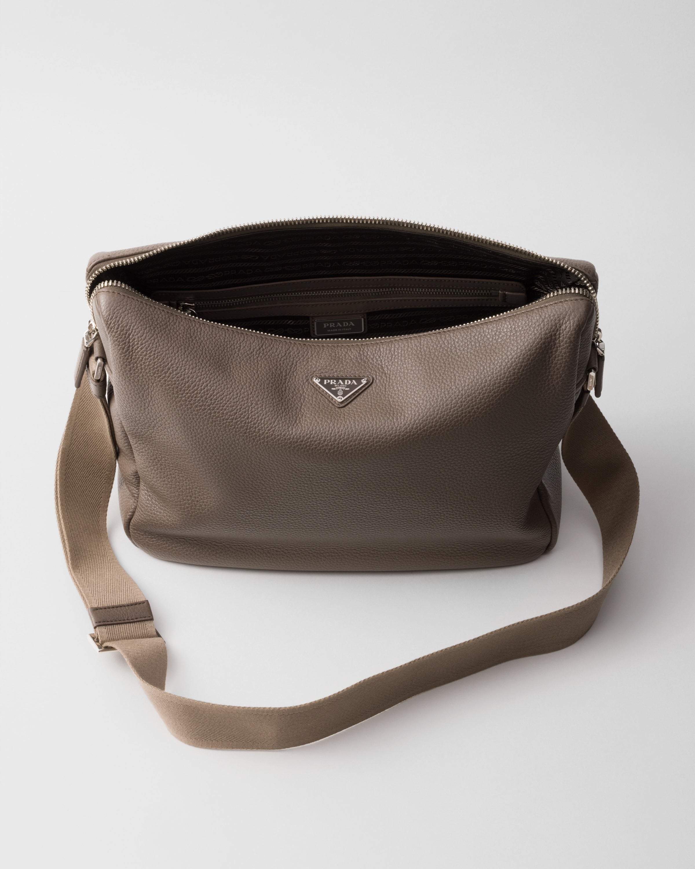 Medium leather shoulder bag Bamboo Gray