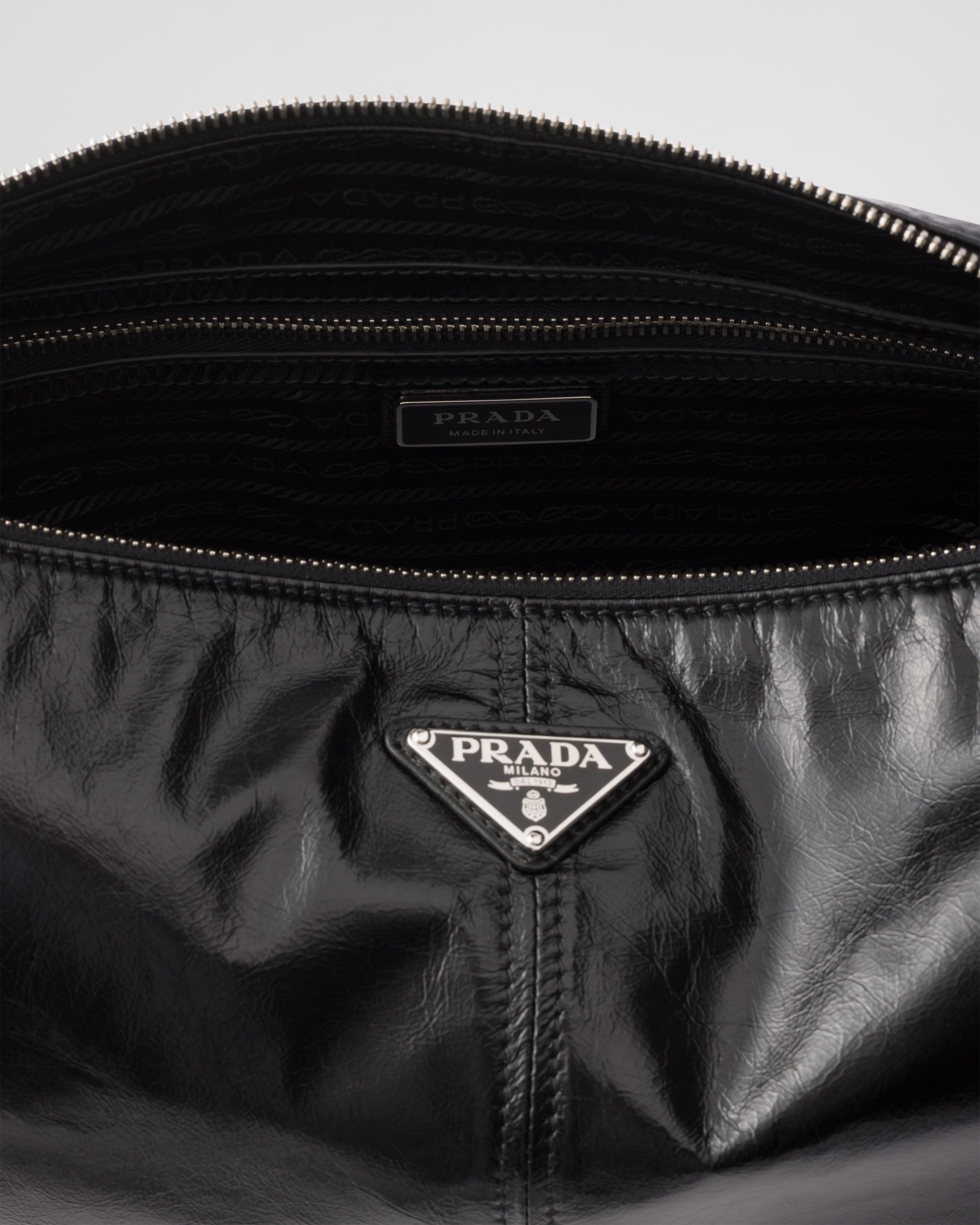 Leather shoulder bag Black