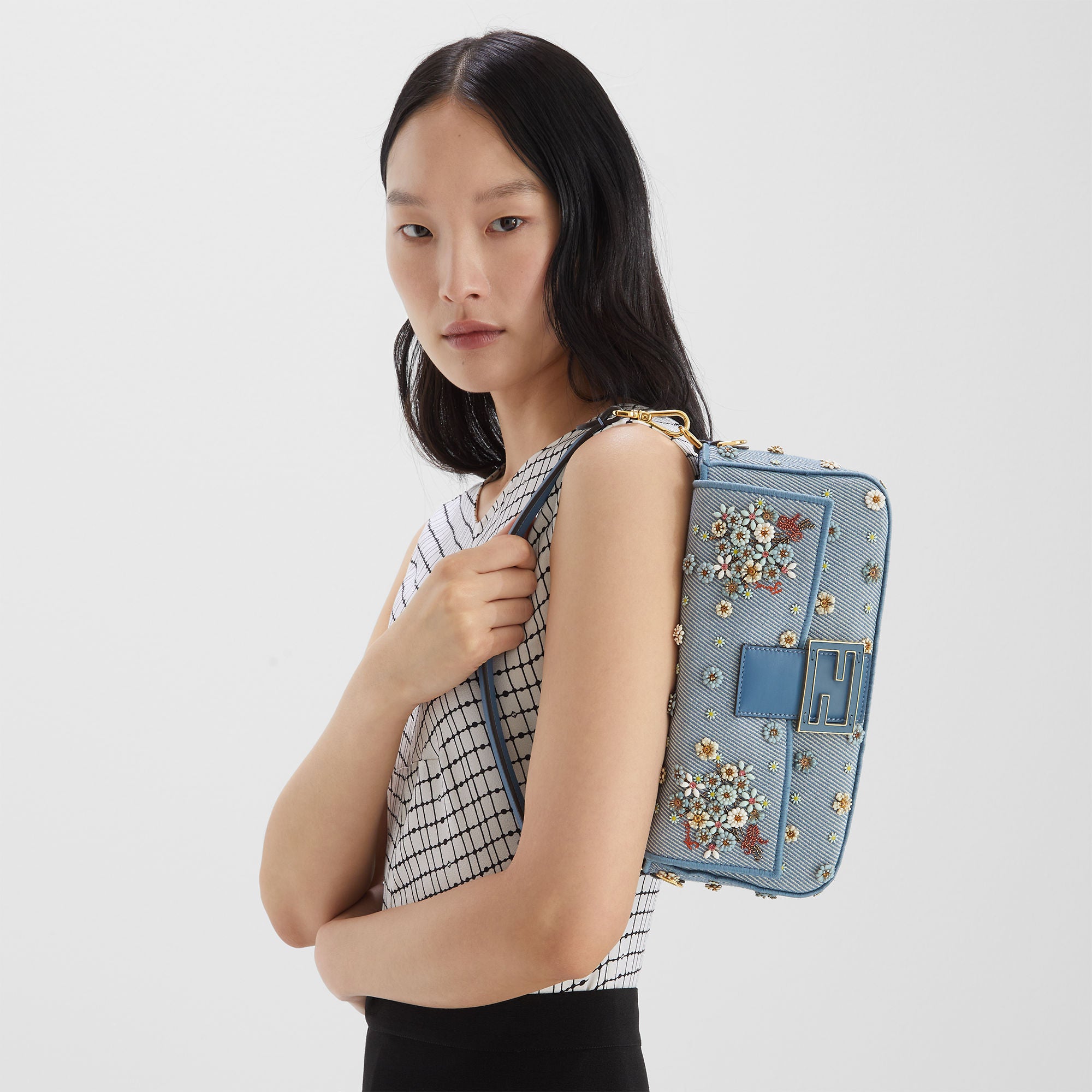 Baguette Fendi Flower Bouquet blue denim-effect jacquard bag