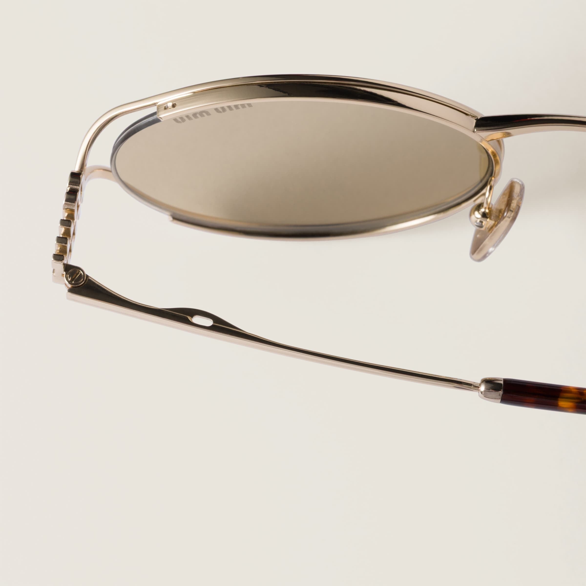 Miu Miu Logo sunglasses Camomile Lenses