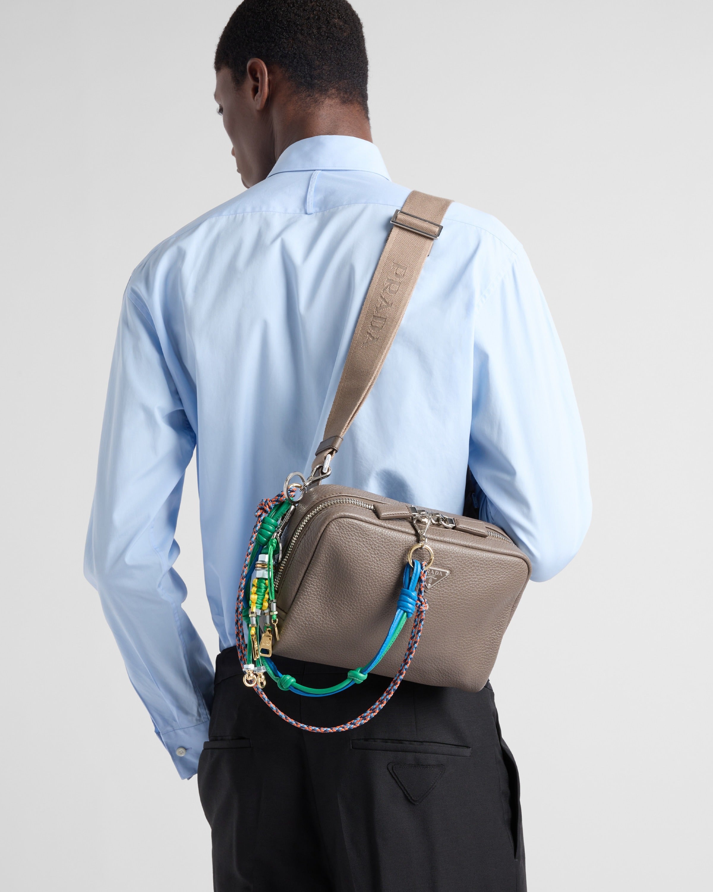 Leather shoulder bag with charm Bamboo Gray