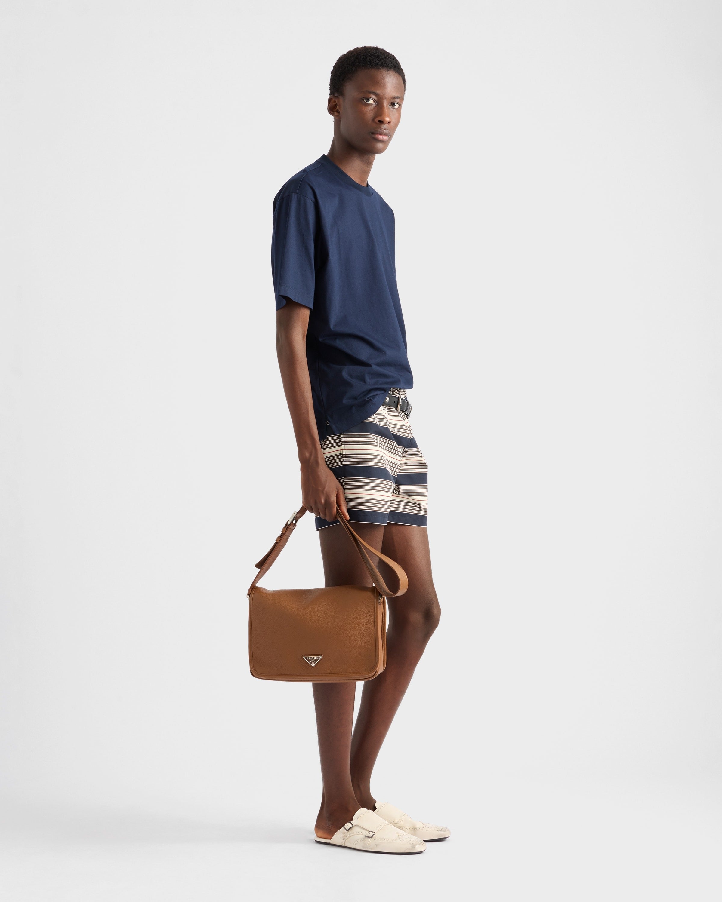 Leather shoulder bag Cognac