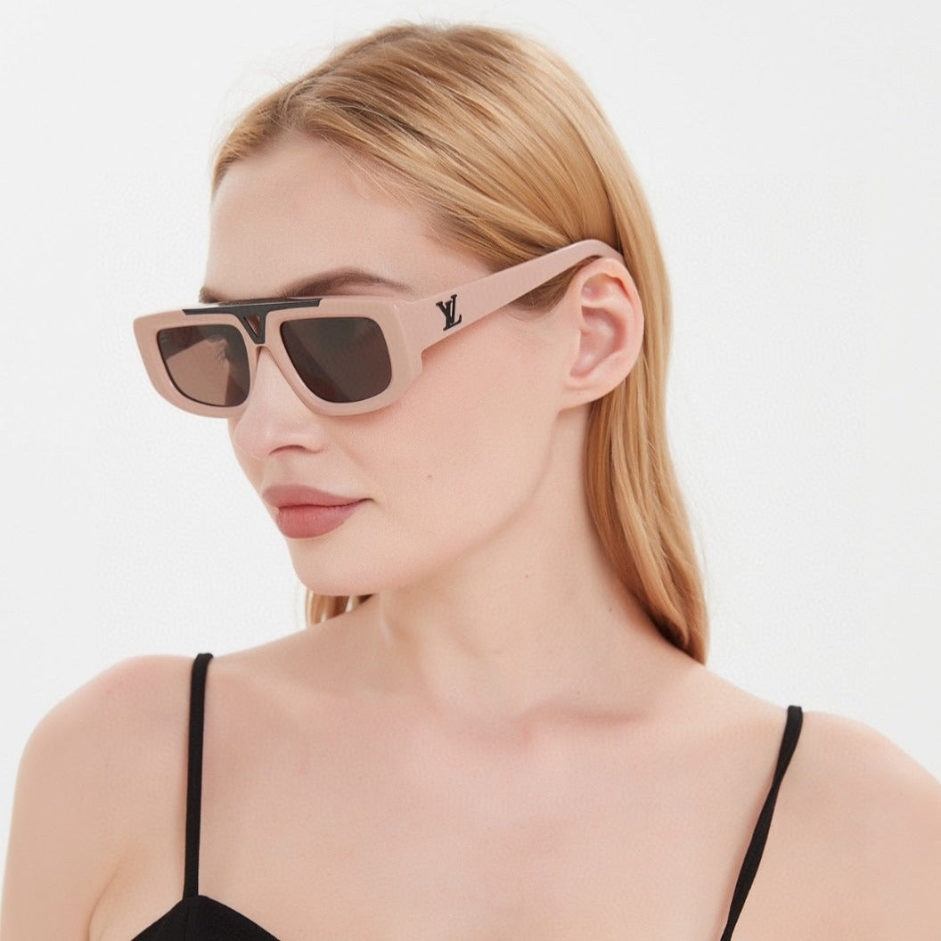 Louis Vuitton Z1502E