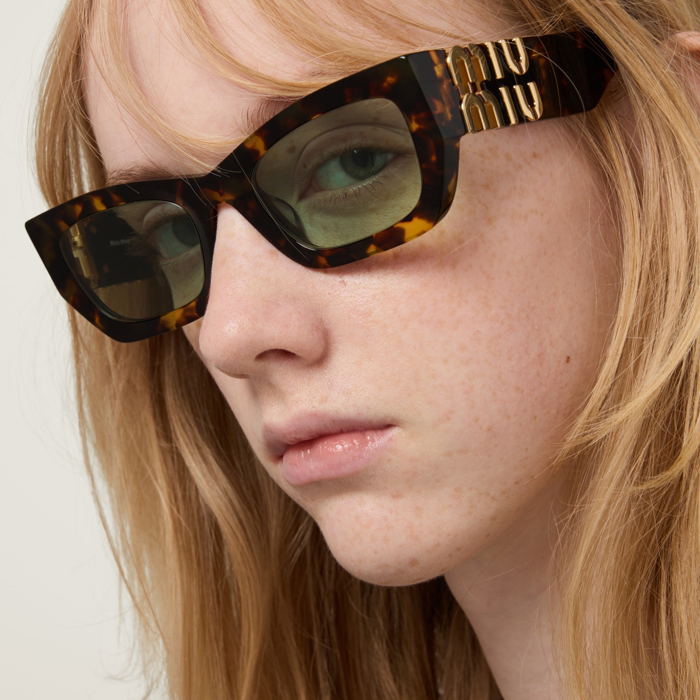 Miu Glimpse sunglasses Green Lenses