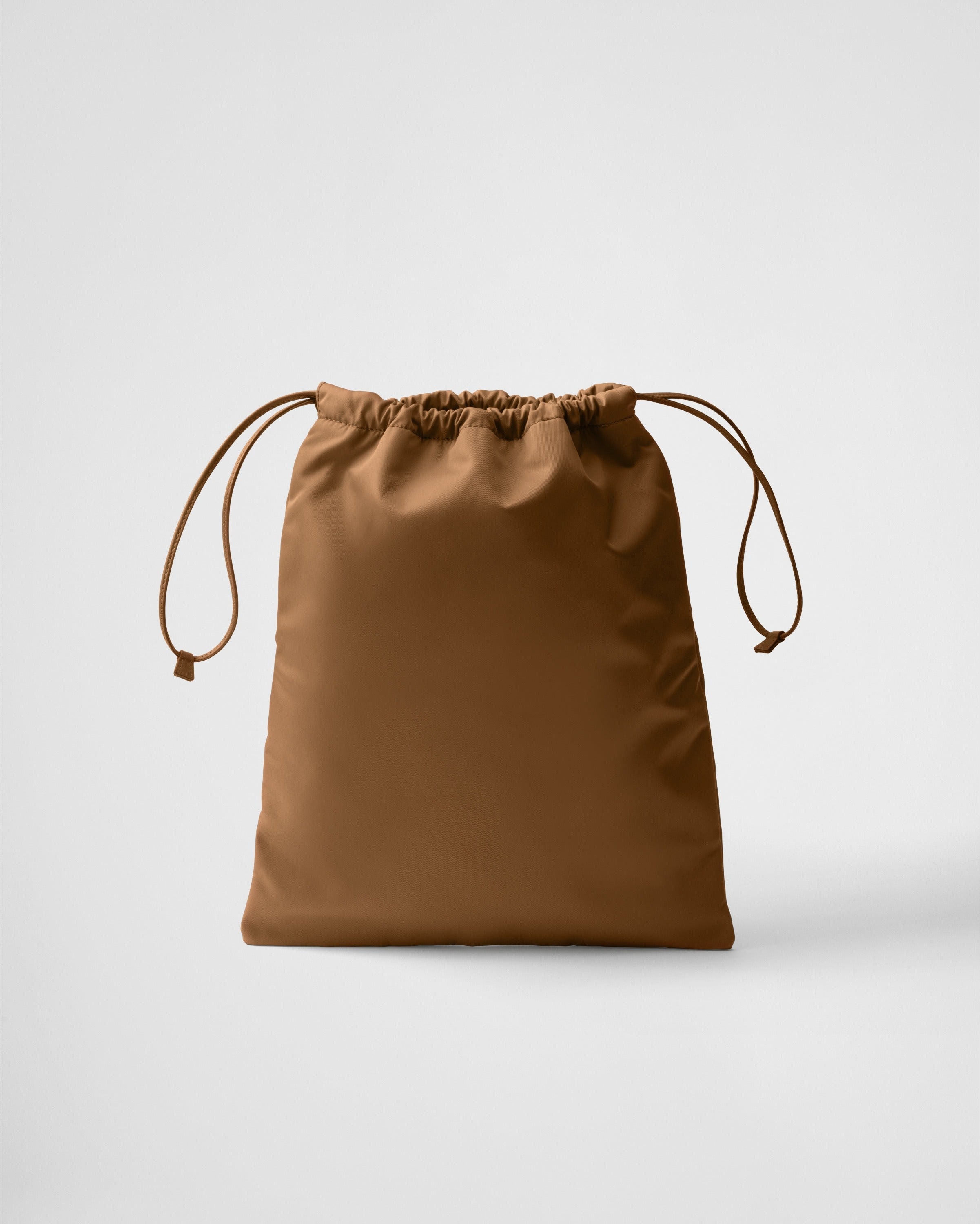Re-Nylon pouch Brandy