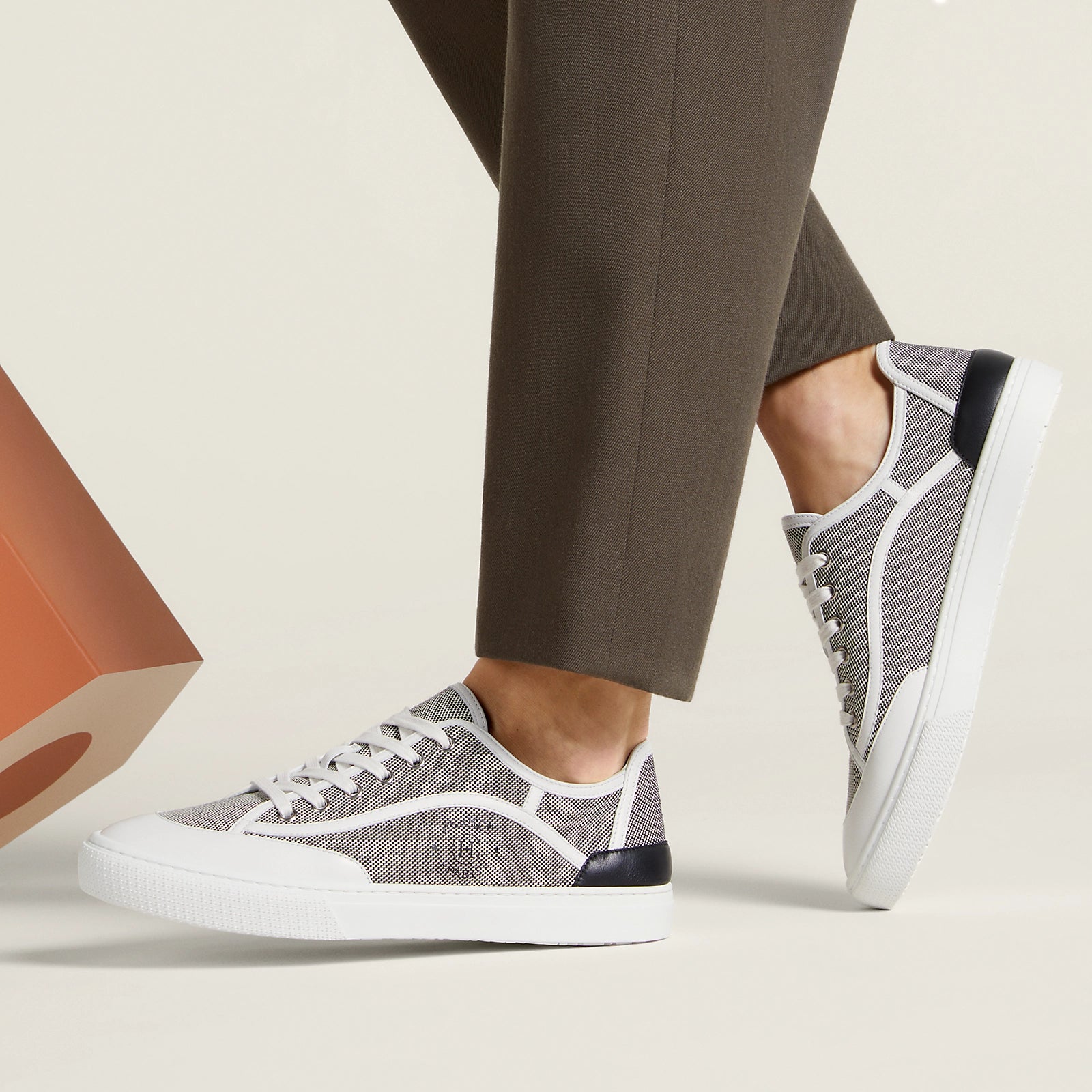 Get Sneaker Prunoir/Blanc