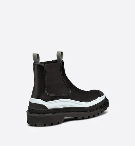 Dior DIOR AND SACAI CHELSEA BOOT Black Smooth Calfskin