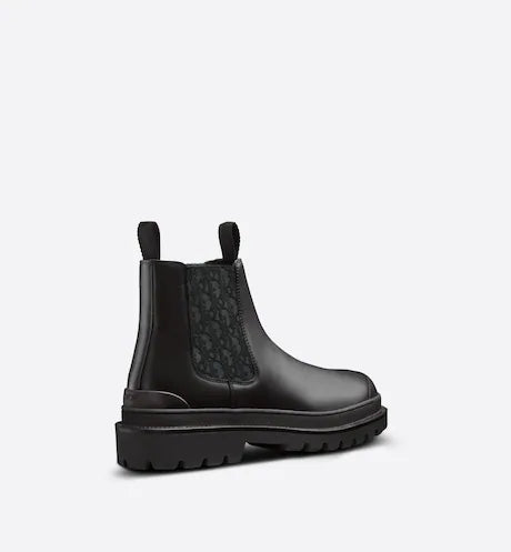 Dior DIOR EXPLORER CHELSEA BOOT Black Smooth Calfskin and Dior Oblique Motif