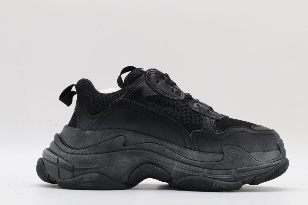Balenciaga Triple S - Triple Black