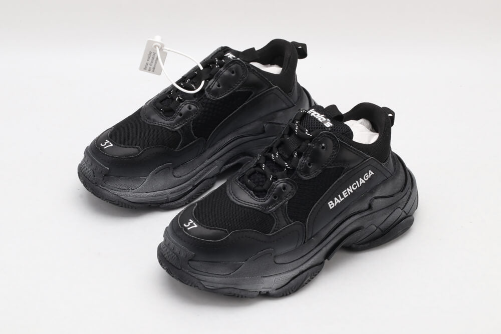 Balenciaga Triple S - Triple Black