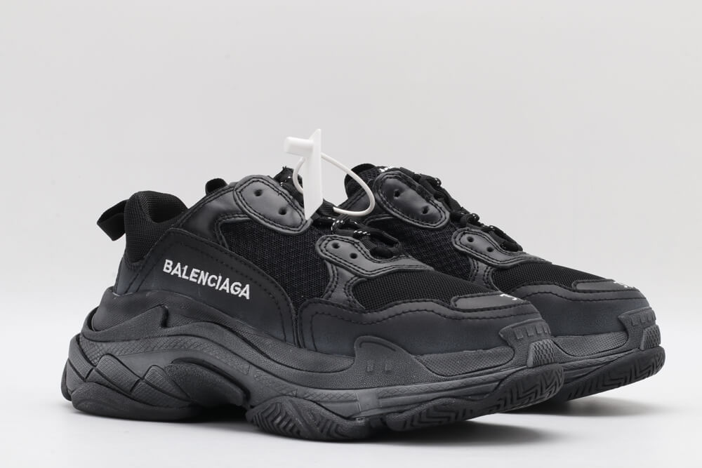Balenciaga Triple S - Triple Black