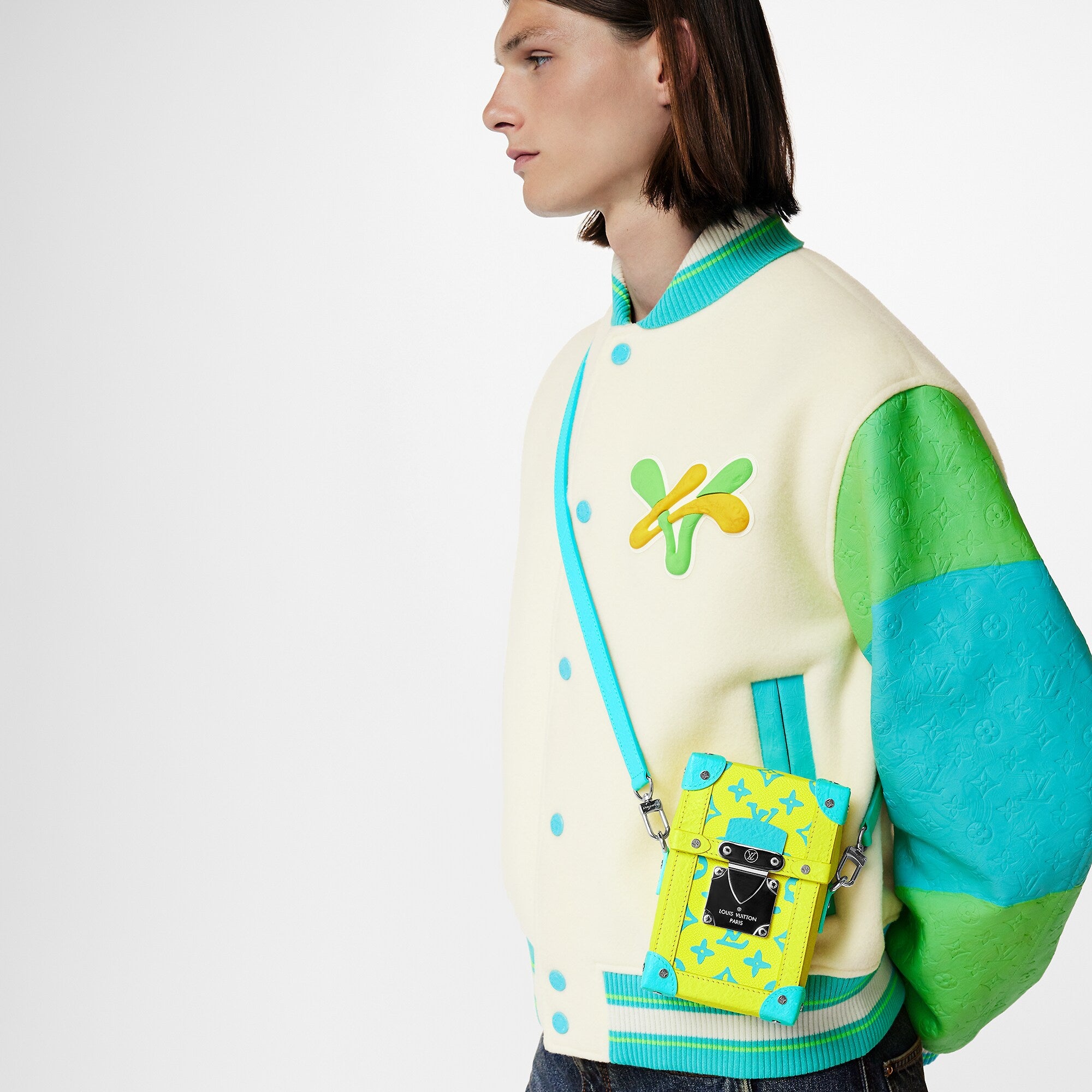 Vertical Trunk Wearable Wallet