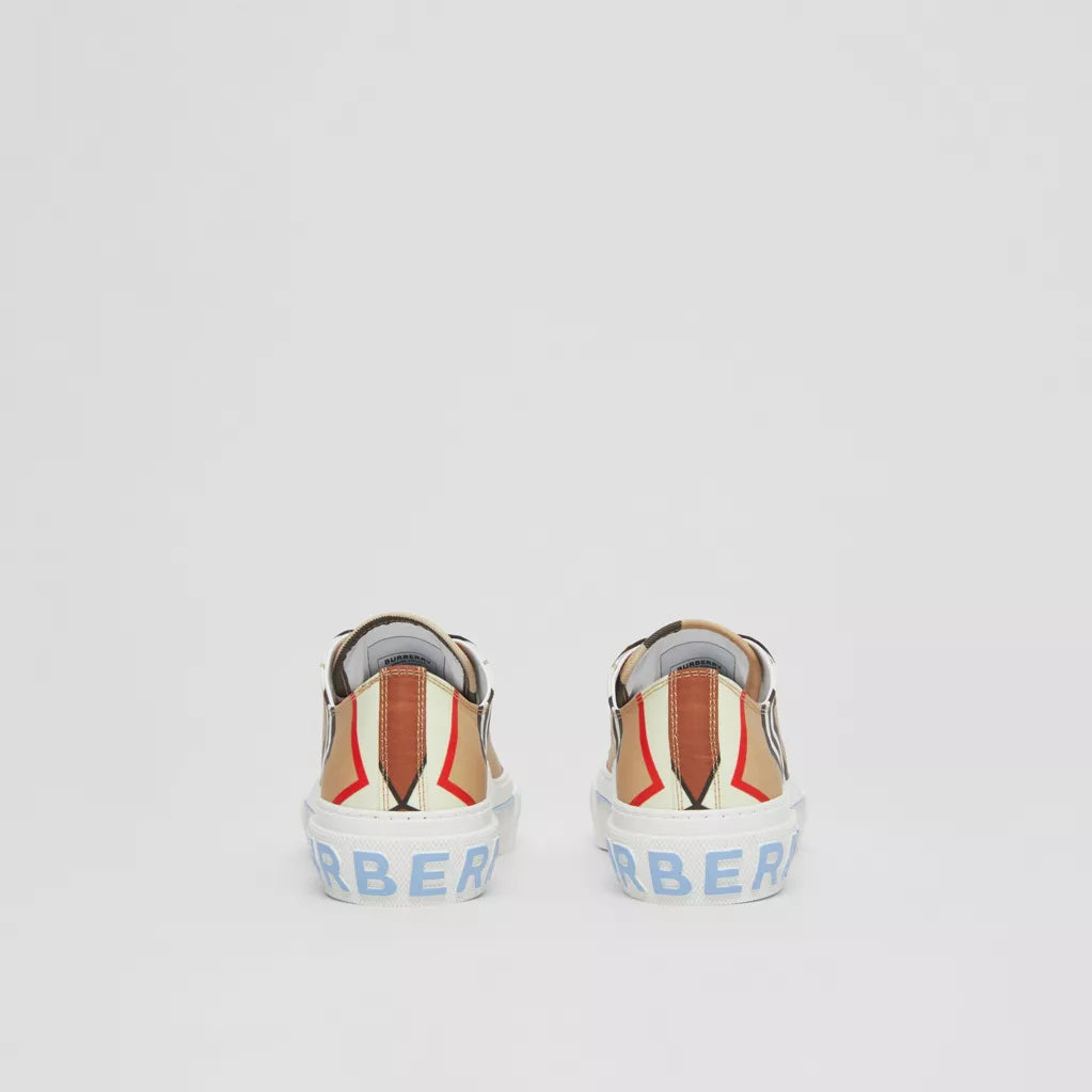 Burberry Montage Print Sneakers Multicolour