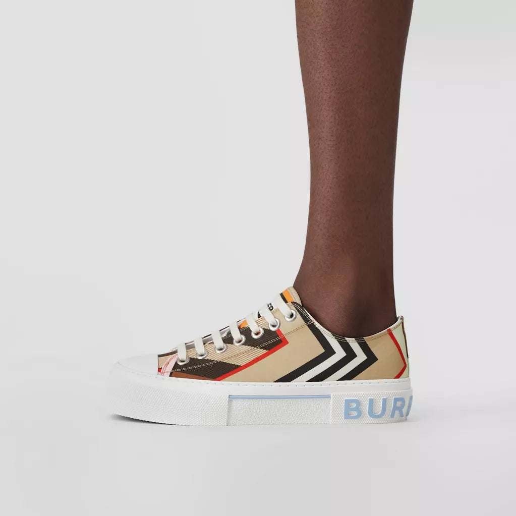 Burberry Montage Print Sneakers Multicolour