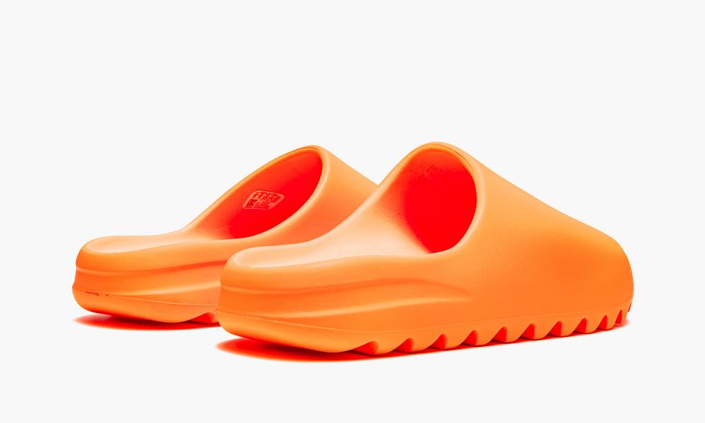 Yeezy Slides ENFLAME ORANGE