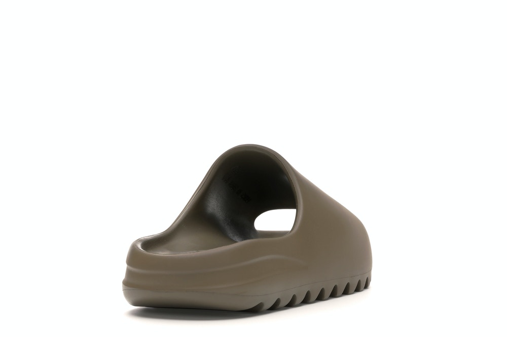 Yeezy Slide Earth Brown