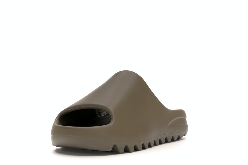 Yeezy Slide Earth Brown