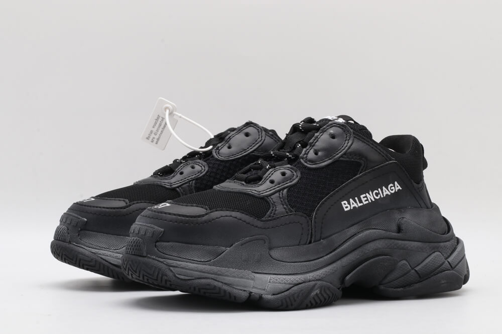 Balenciaga Triple S - Triple Black