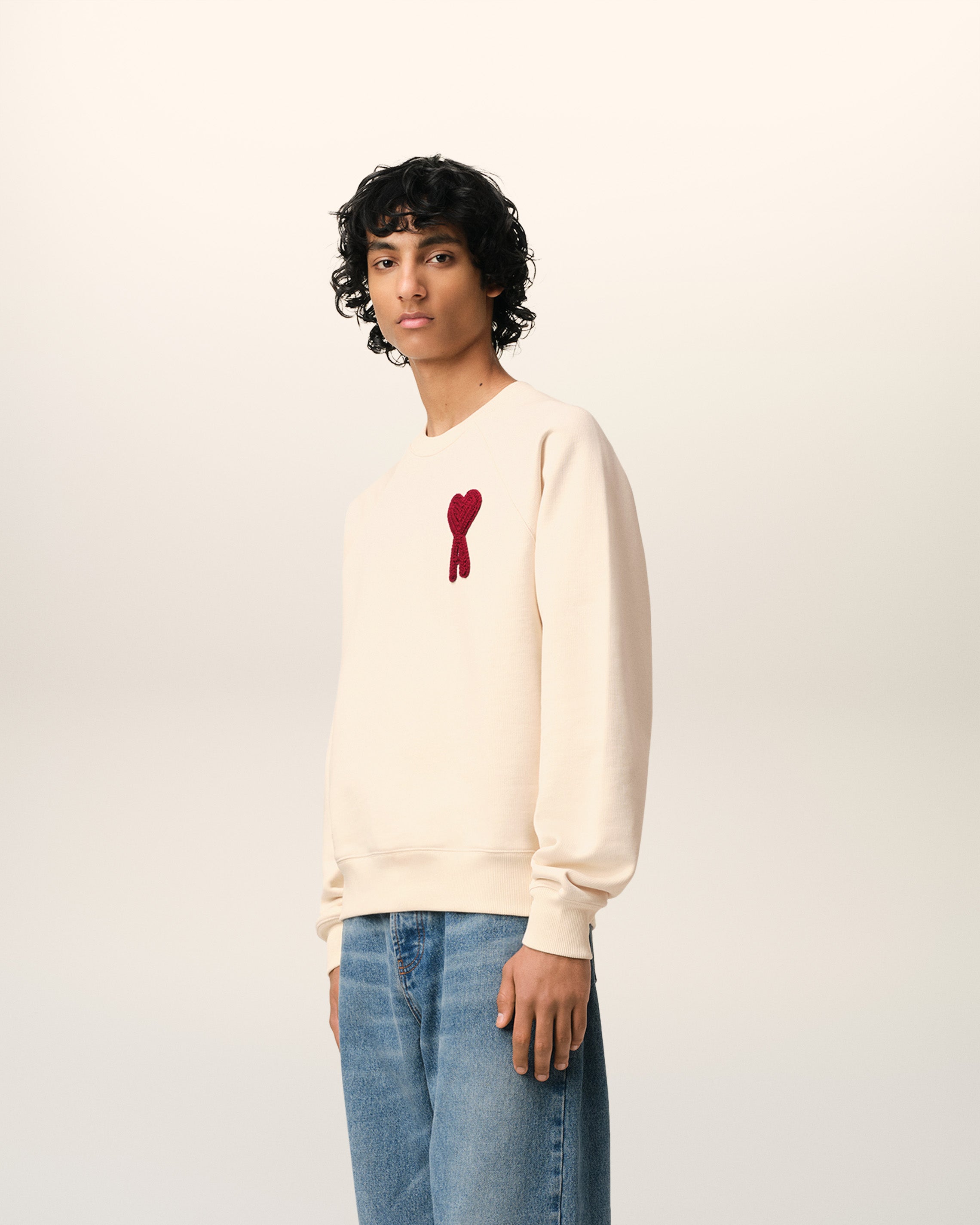 BEIGE COTTON AMI DE COEUR PATCH SWEATSHIRT WHITE CREAM