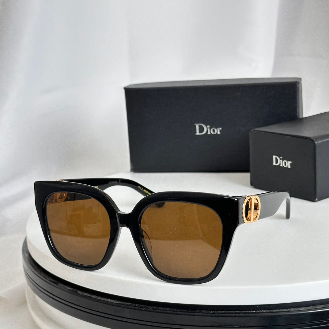 Dior 30Montaigne S10F